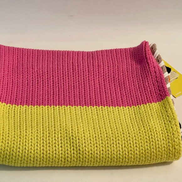 Kerri Rosenthal | Women’s Lisa Cabin Scarf - Picture 4 of 6